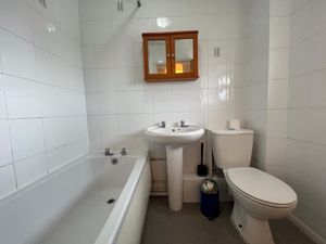 Photo 11- click for photo gallery